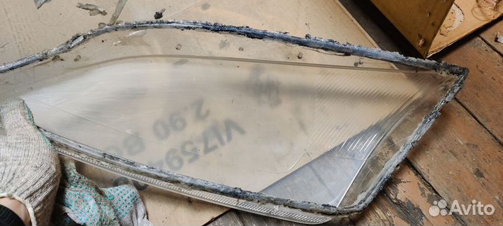 Стёкла фар Форд Мондео 3