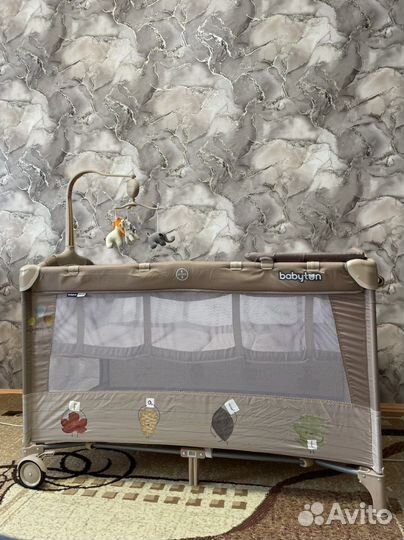 Кровать-манеж