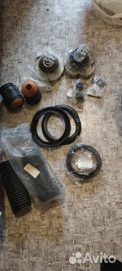 Пружины и крепления к ним