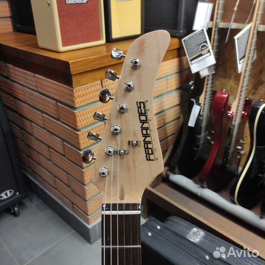 Электрогитара Fernandes Stratocaster LE-1Z SSS