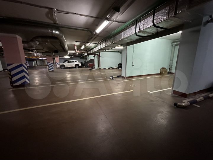 Машиноместо, 28 м²