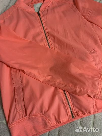 Ветровка женская