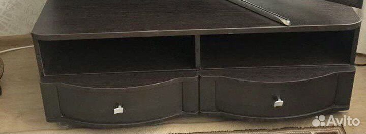 Тумба под телевизор