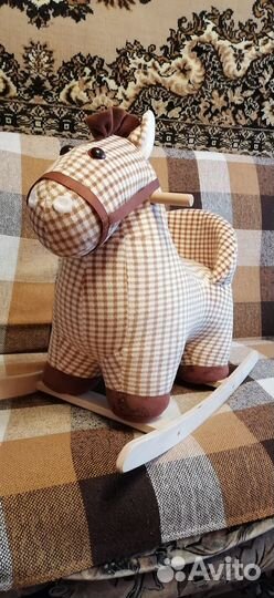 Лошадь игрушка