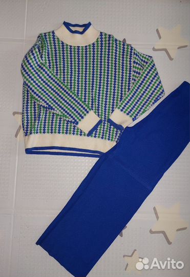 Свитер женский