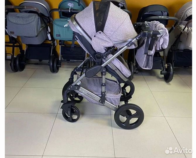 Коляска прогулочная