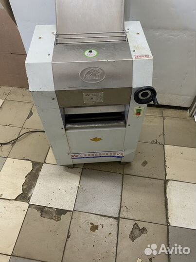 Тестораскаточная машина YP-350