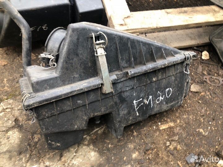 Корпус воздушного фильтра Ford Mondeo 1998