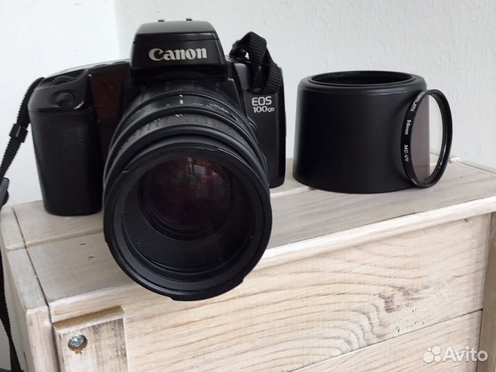 Canon EOS 100QD + Sigma 70-300/1:4-5,6 DL