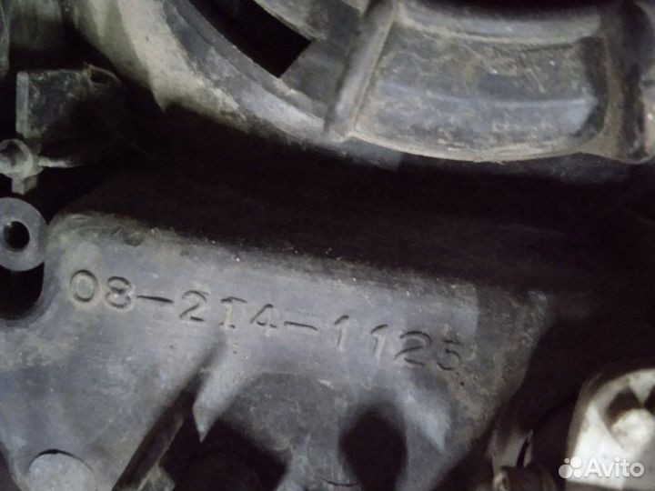 Фара галогеновая передняя правая Mitsubishi Galant