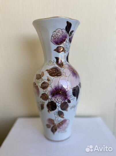 Фарфоровые вазы