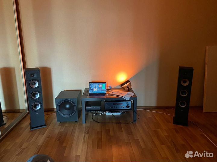 Активный сабвуфер vector hx 180