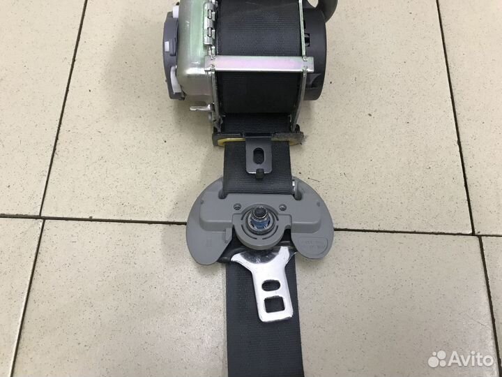 Ремень безопасности с пиропатроном Mohave 2009