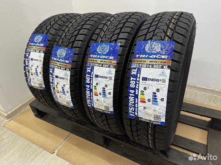 Tri Ace Snow White II 175/70 R14 88T