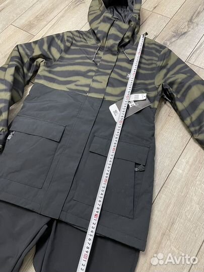 Сноубордический костюм DC