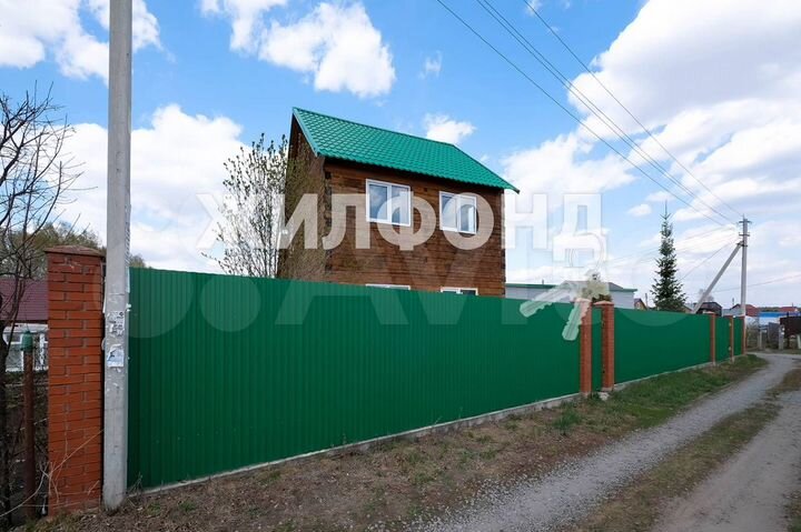 Дом 100,4 м² на участке 6 сот.