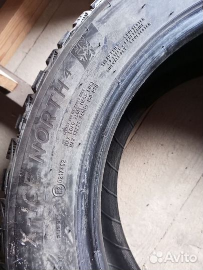Michelin X-Ice North 4 215/55 R17 22T