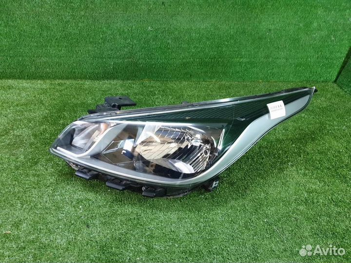 Фара левая Kia Rio