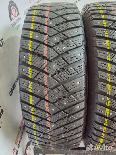 Goodyear Ultra Grip Ice Arctic 2 215/65 R17 99T