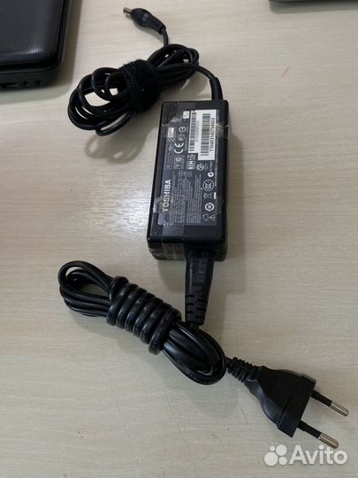 Ноутбук toshiba