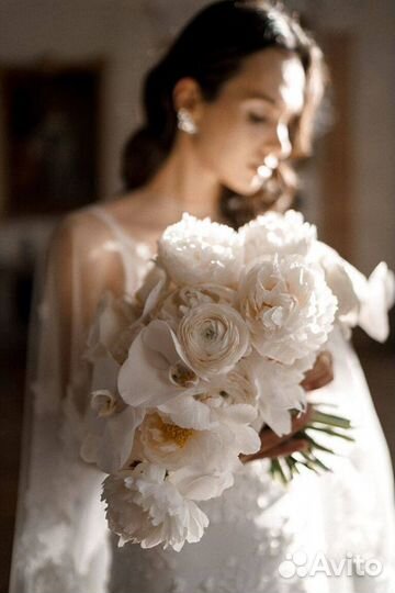 Шикарный свадебный букет Доставка
