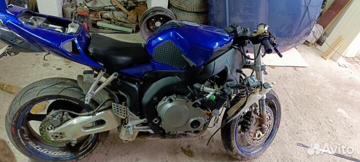 Honda CBR1000RR Битый