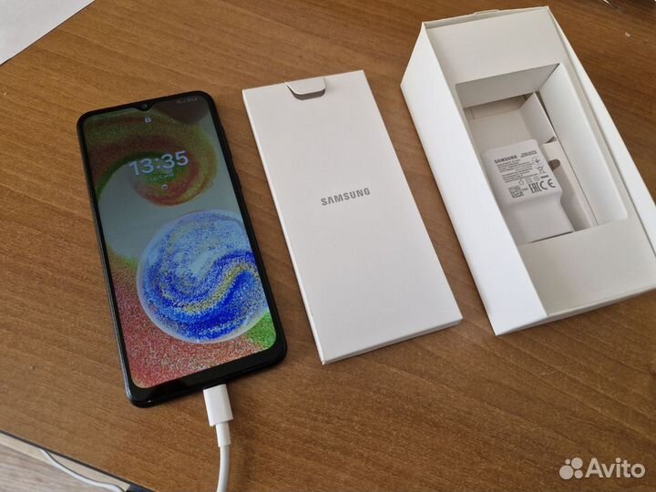 Samsung Galaxy A04, 4/64 ГБ
