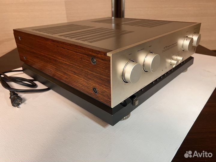 Интегрированный усилитель Kyocera А-710