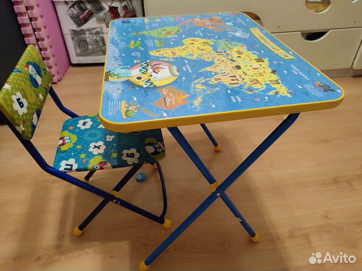 Детский стол и стул