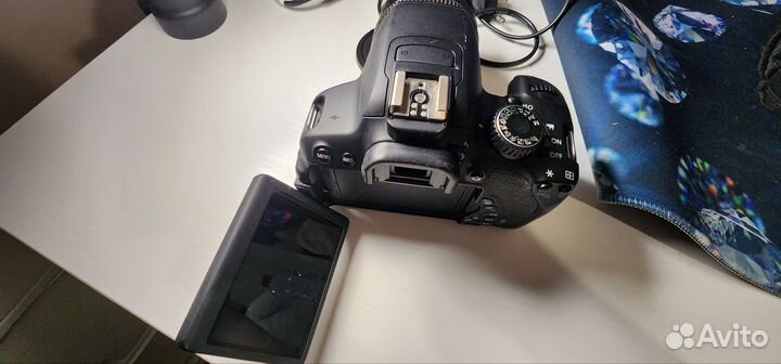 Зеркальный фотоаппарат canon 650d