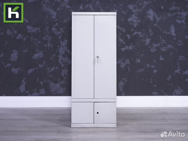 Шкаф металлический