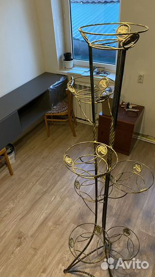 Подставка для цветов напольная