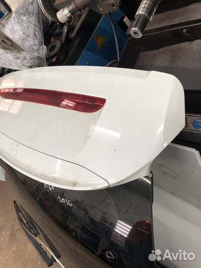 Дверь багажника задняя Volvo Xc60