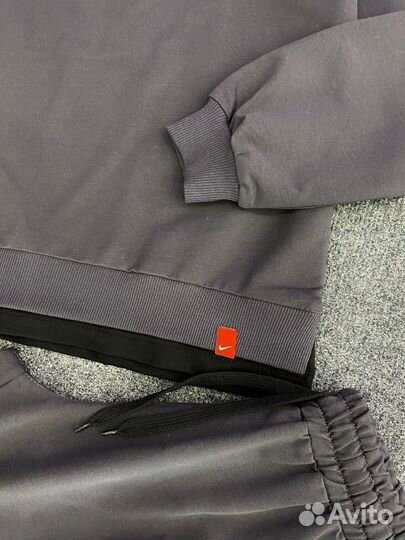 Спортивный кастюм