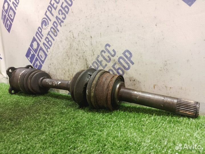 Привод передний правый Hyundai Terracan