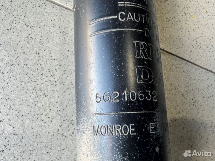 Амортизатор задний Renault Duster пробег 47.000км