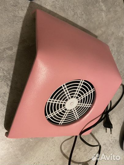 Маникюрный пылесос