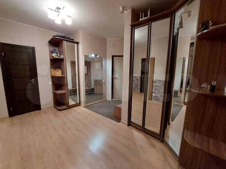 3-к. квартира, 90 м², 14/22 эт.