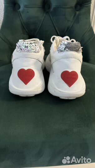 Кроссовки love moschino