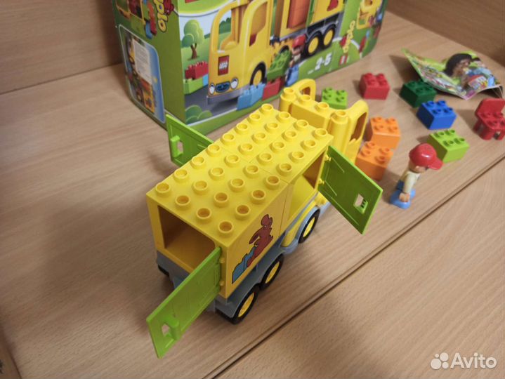 Lego duplo фургон