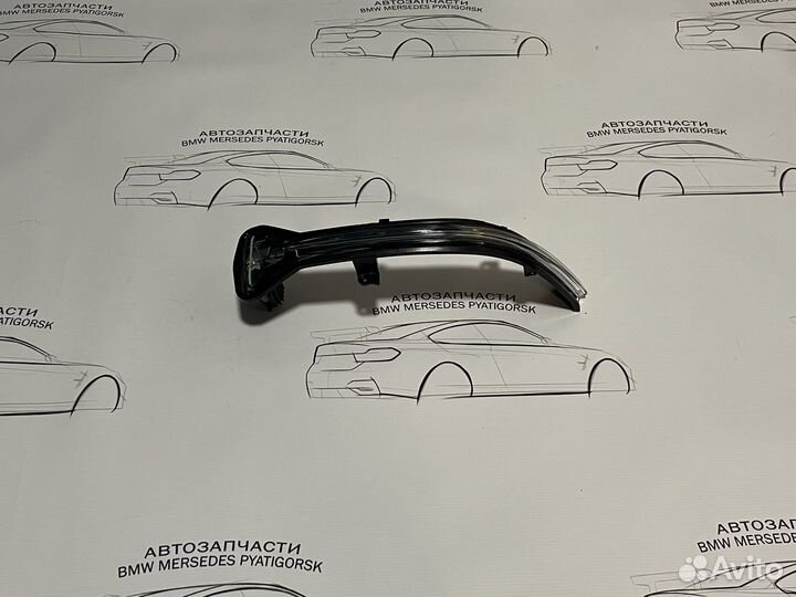 Пoвтоpитель повoрота правый bмw G30 G20 G11 новый