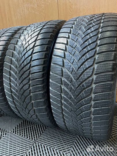 Goodyear UltraGrip Ice 2 245/40 R18