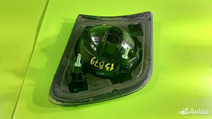 Фонарь внутренний правый для Mazda 3 2003-2009