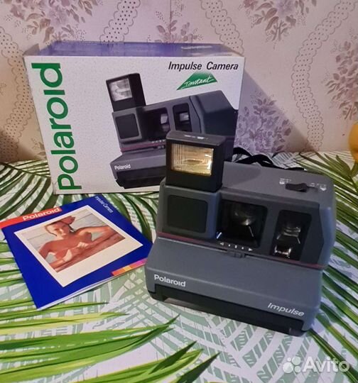 Фирменный фотоаппарат polaroid impulse camera
