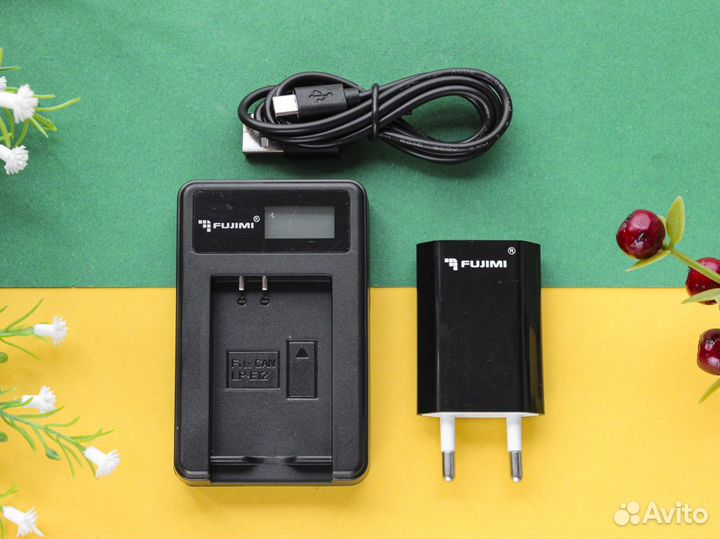 Зарядное устройство Fujimi для Canon LP-E12 (USB)