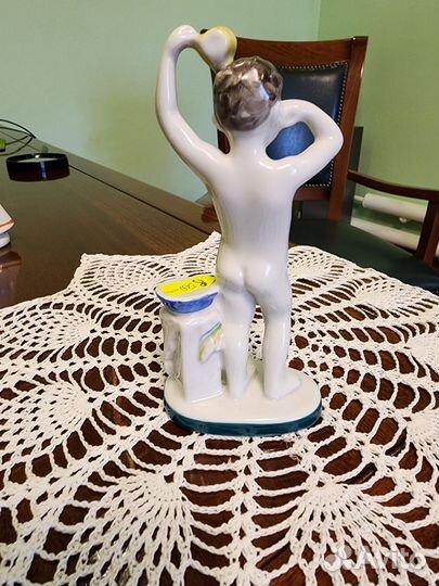 Статуэкти фарфор