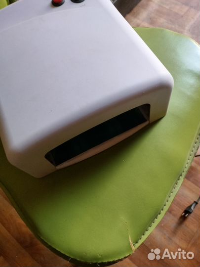 Лампа для ногтей