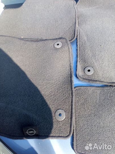 Автомобильные коврики