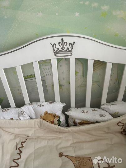 Детская кровать с маятником и ящиком