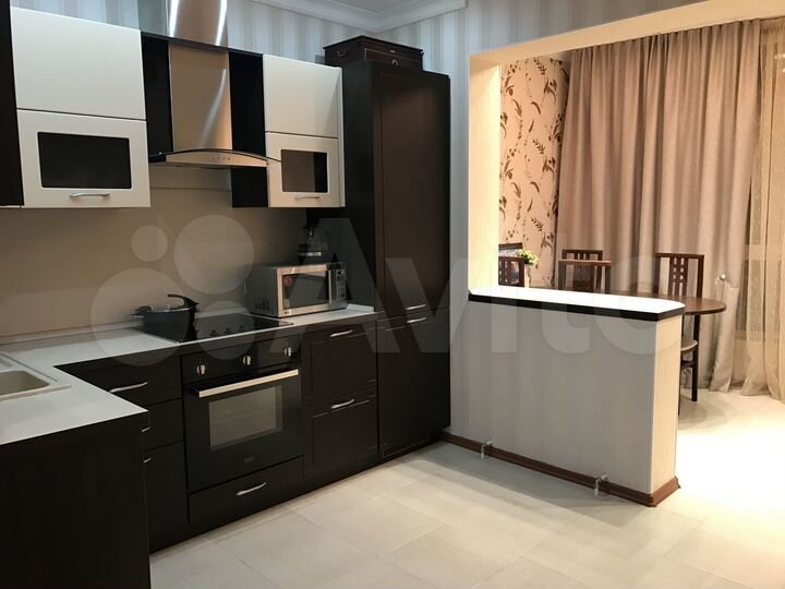 2-к. квартира, 86 м², 11/18 эт.